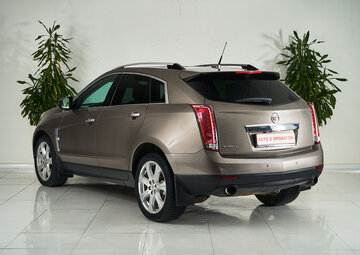 Cadillac SRX Вид 4