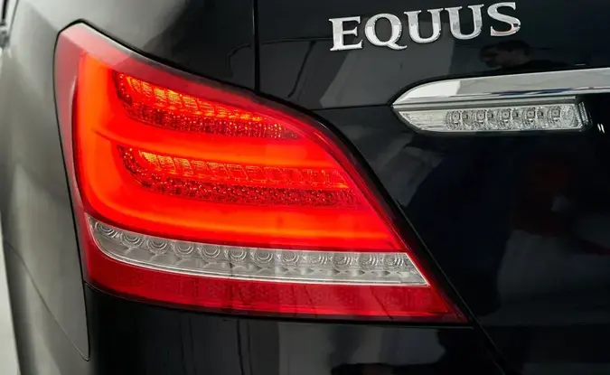 Hyundai Equus
