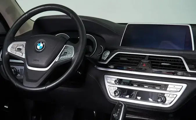 BMW 7 серии